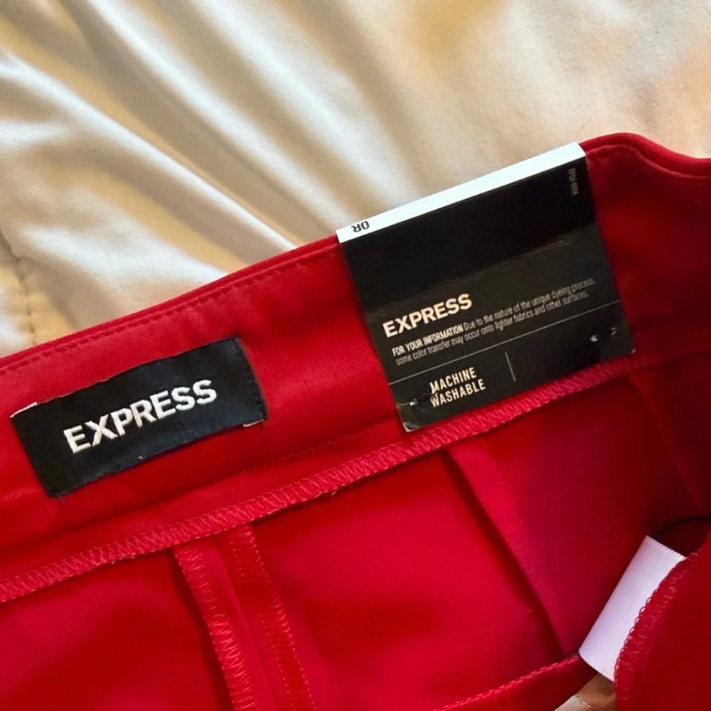 NWT Express- Wide-Leg High-Waist Pants in Red- size 0R - Picture 4 of 5